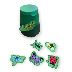 Lovevery Montessori toy - bug den